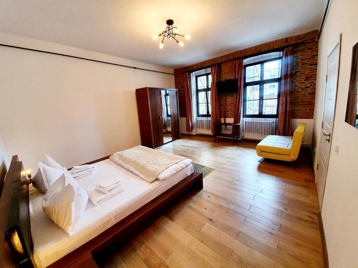 Maximus Apartments Сигишоара Экстерьер фото
