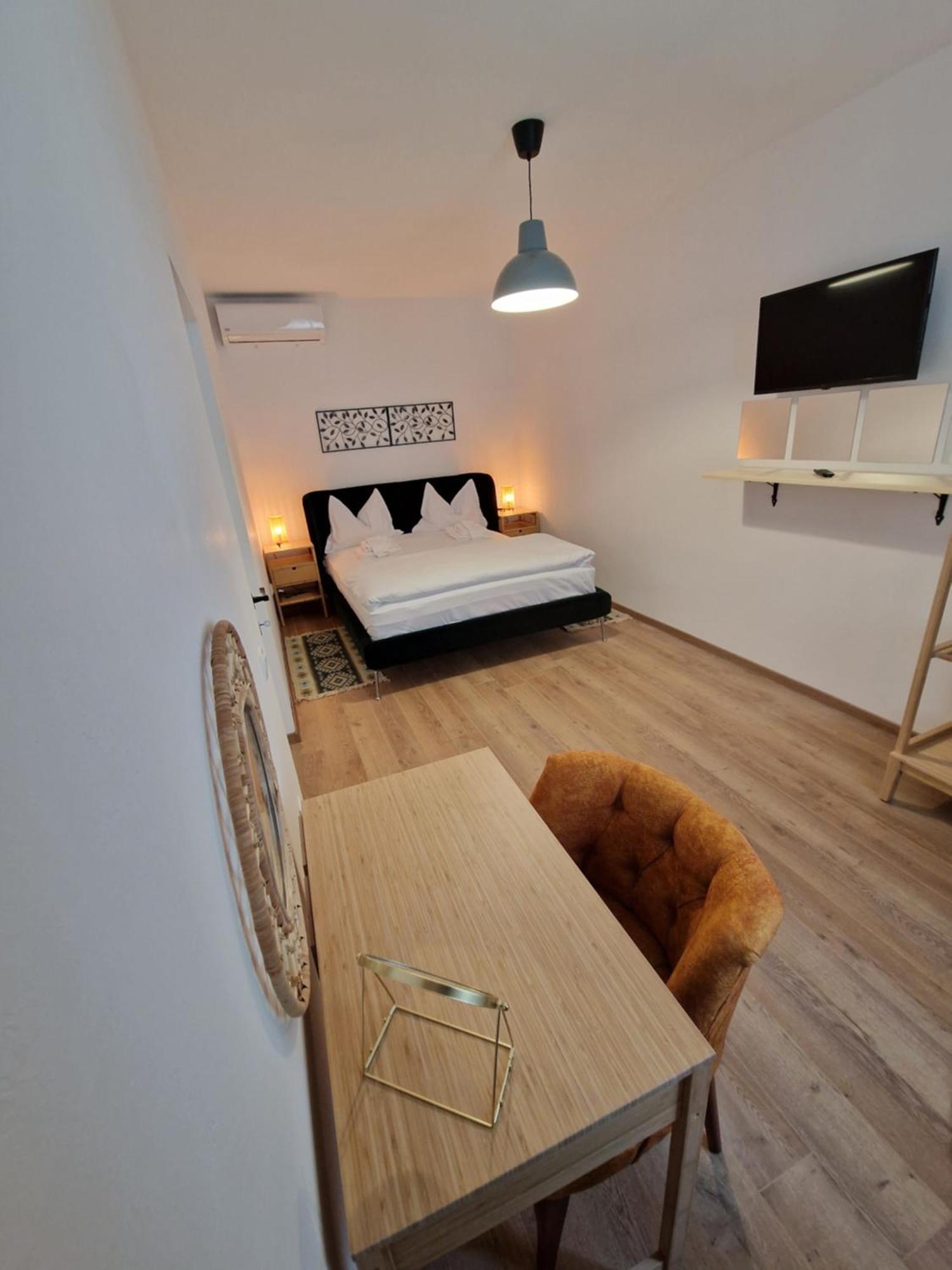 Maximus Apartments Сигишоара Экстерьер фото