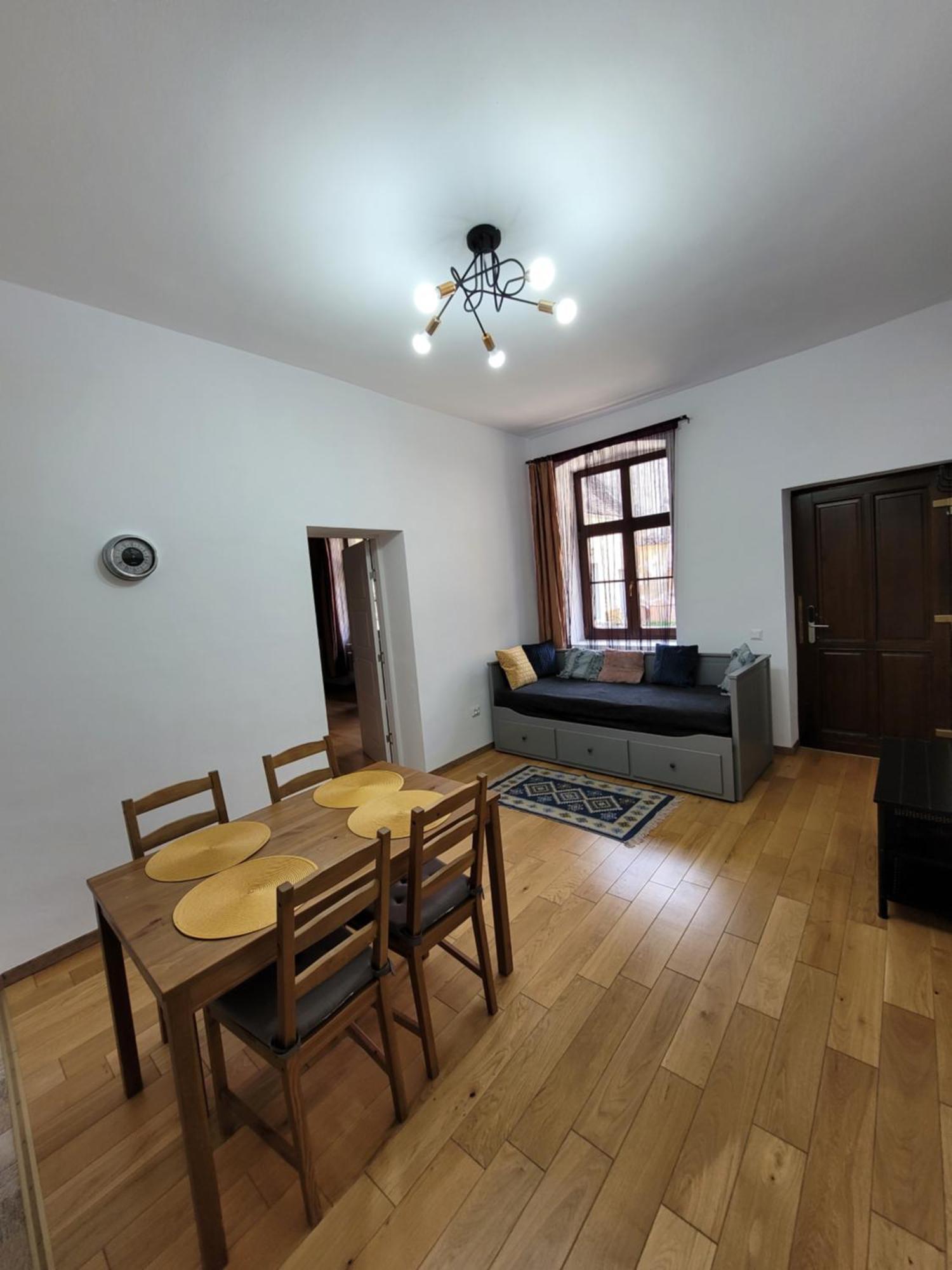 Maximus Apartments Сигишоара Номер фото